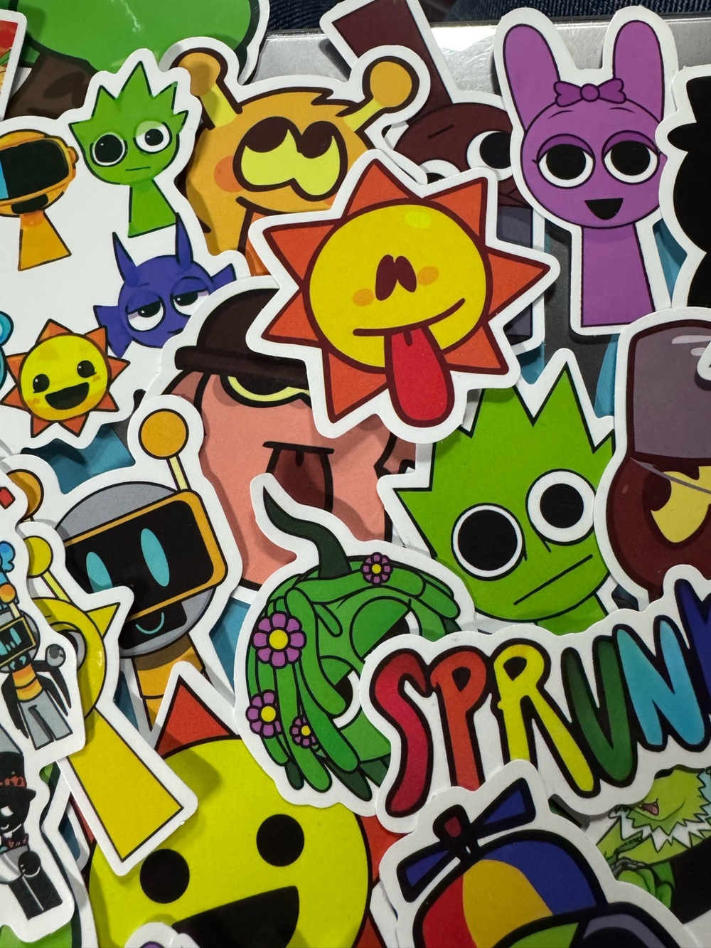 Sprunki Colorful Sticker Pack - 50 stickers - Picture 9 of 13